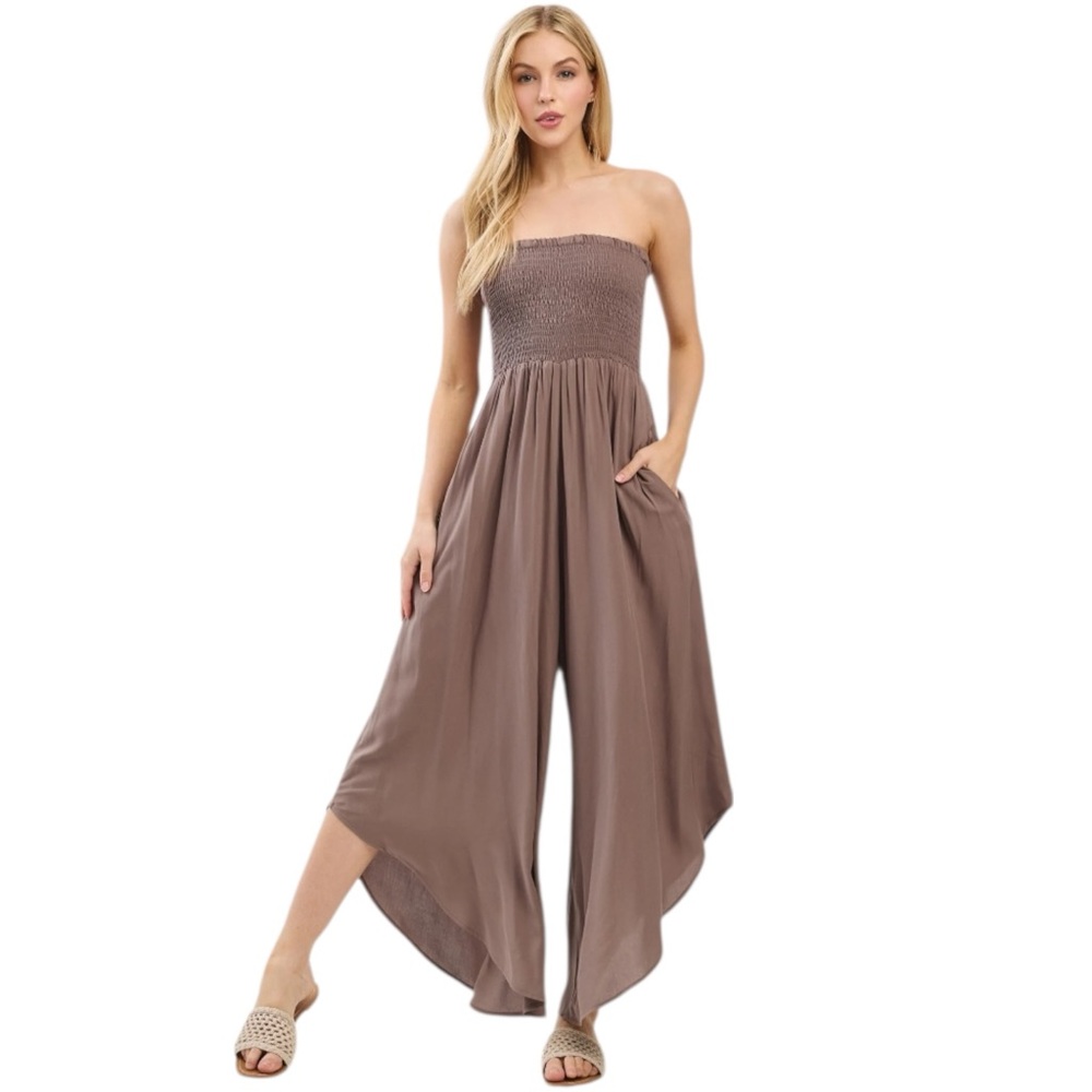 Macy & Taylor Grace Smocked Top Jumpsuit in Cocoa Size Small NWT